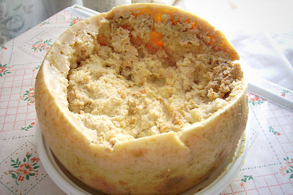 Casu Marzu, żywy ser z Sardynii