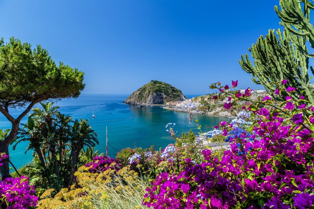 Ischia, Kampania. Najpiękniejsze włoskie wyspy