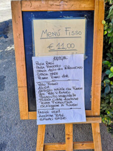 Trattoria degli Ulivi, Marlia, Lukka, Toskania.