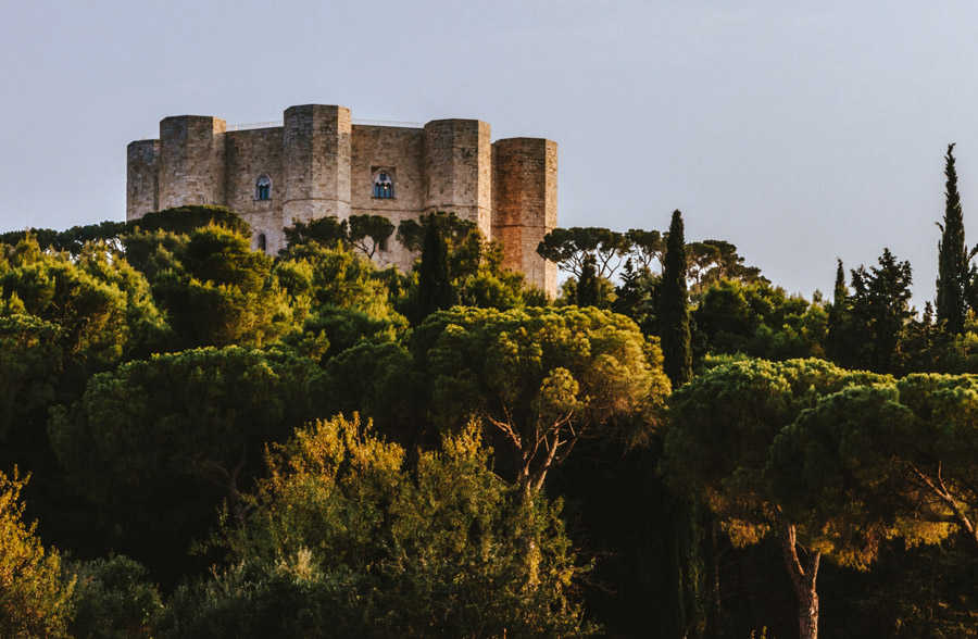 Castel del Monte w Apulii we Włoszech