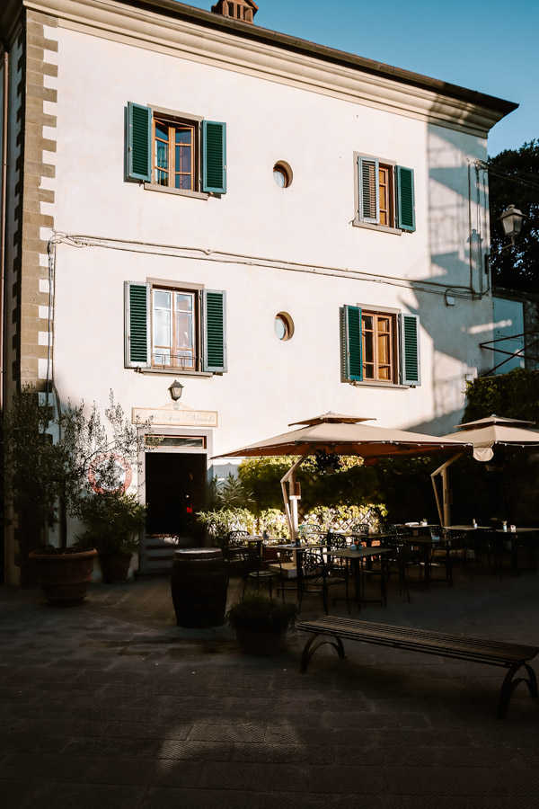 Caffè San Niccolò na Piazza Ferrucci, Radda in Chianti