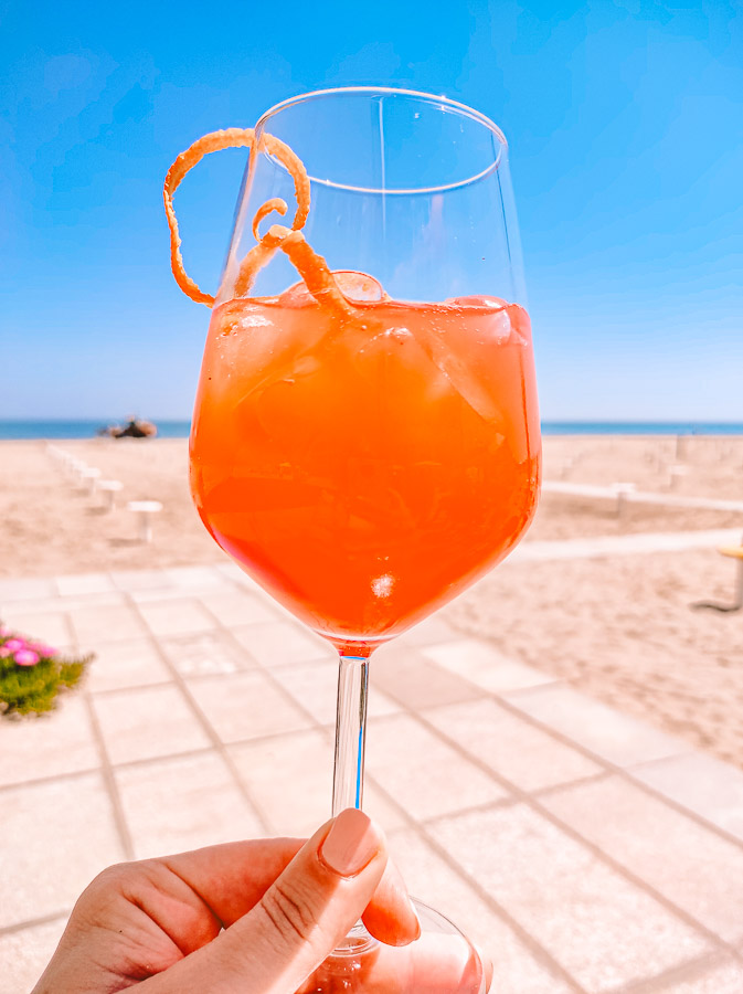 Aperitivo – czym jest ten włoski rytuał przed kolacją