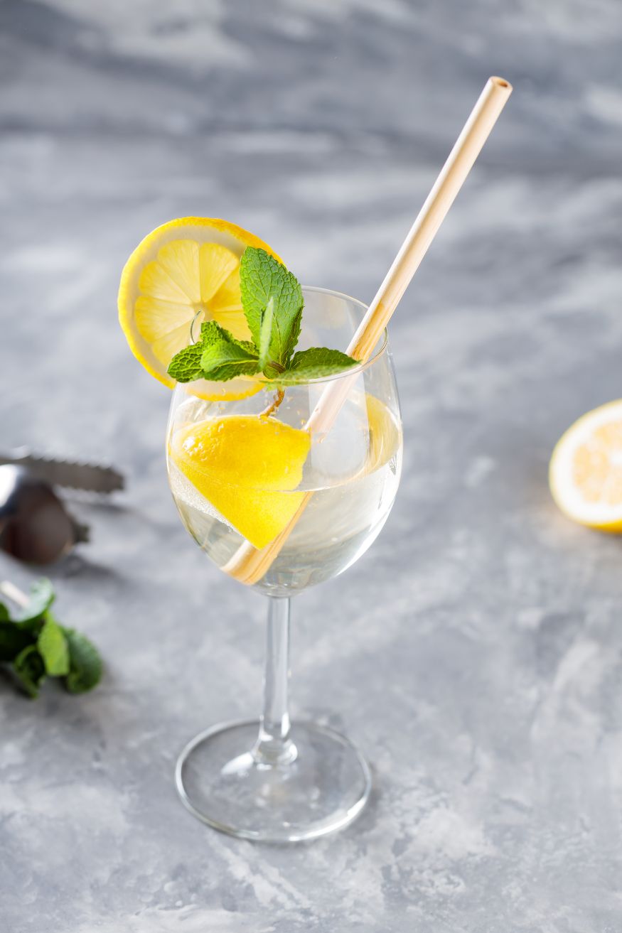 Przepis na Hugo Spritz