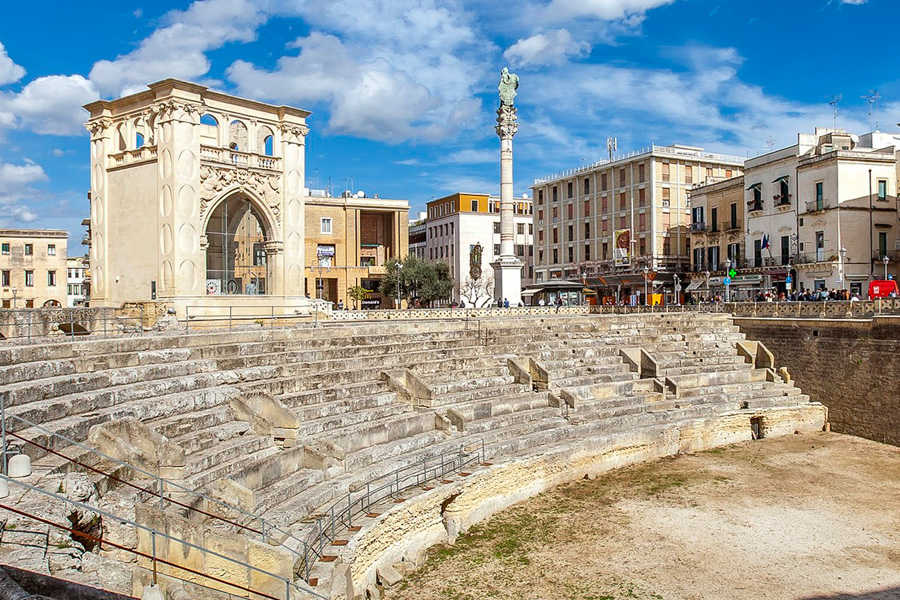 Piazza Sant’Oronzo, Lecce