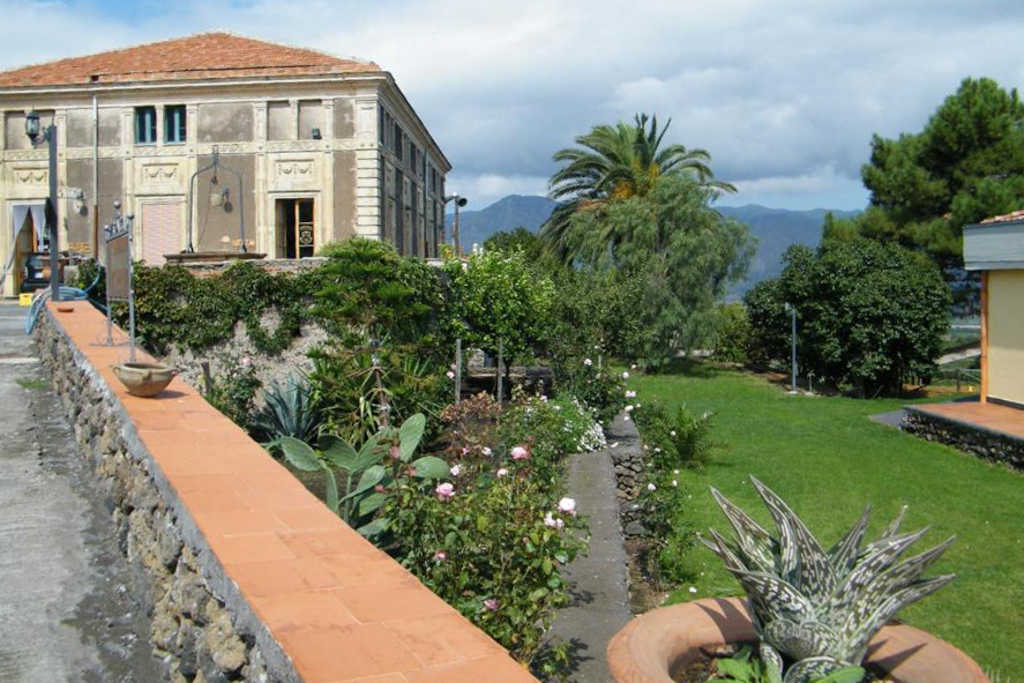 Etna Wine Azienda Agrituristica