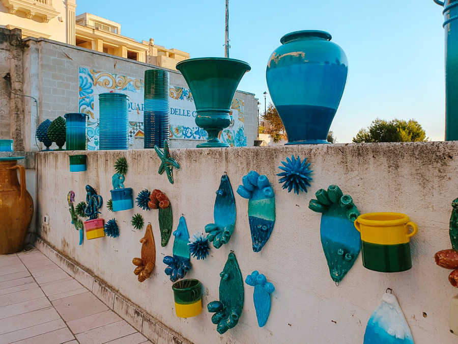 Grottaglie, Apulia. Jeden z zakładów ceramiki